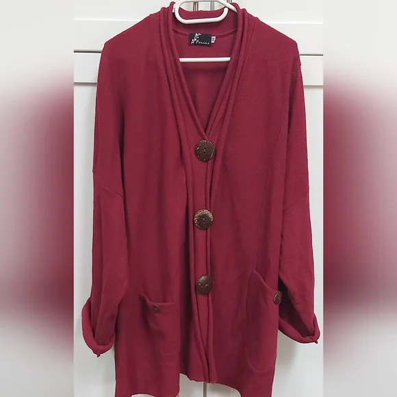 Fenini Red Button Front Sweater - Picture 8 of 9